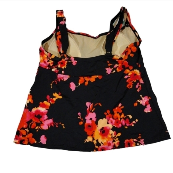 BEACH Bell Tankini - Picture 2 of 4